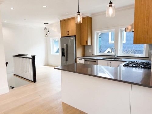 1421 27Th Avenue E, Vancouver, BC - Indoor Photo Showing Kitchen