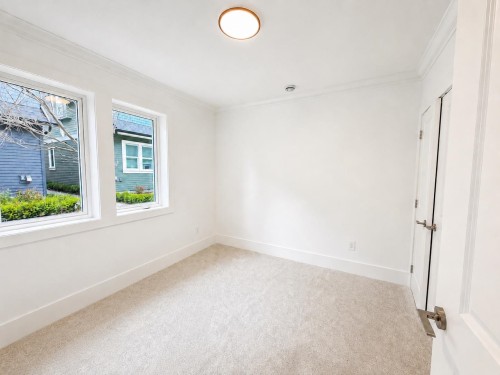 1421 27Th Avenue E, Vancouver, BC - Indoor Photo Showing Other Room