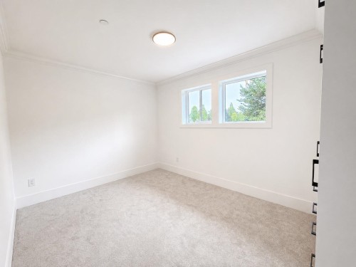 1421 27Th Avenue E, Vancouver, BC - Indoor Photo Showing Other Room
