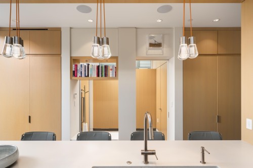 3250 20Th Avenue W, Vancouver, BC - Indoor