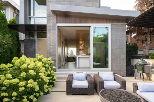 3250 20Th Avenue W, Vancouver, BC - Outdoor With Exterior
