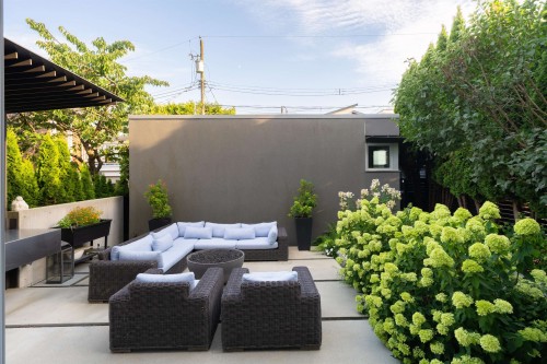 3250 20Th Avenue W, Vancouver, BC - Outdoor With Deck Patio Veranda