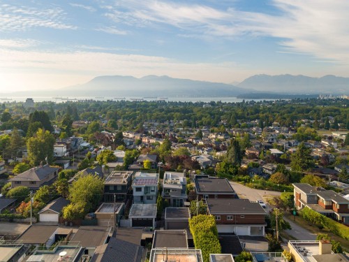 3250 20Th Avenue W, Vancouver, BC - Outdoor With View
