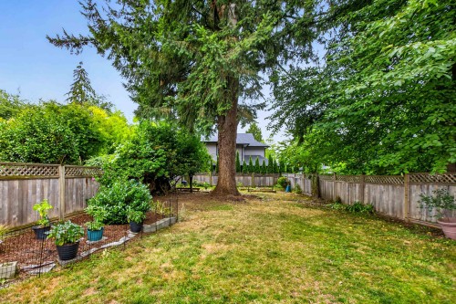 A-20736 River Road, Maple Ridge, BC - Outdoor