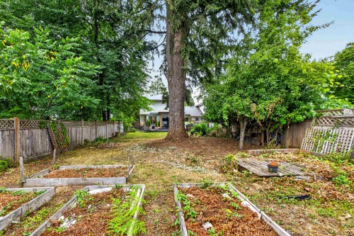 A-20736 River Road, Maple Ridge, BC - Outdoor
