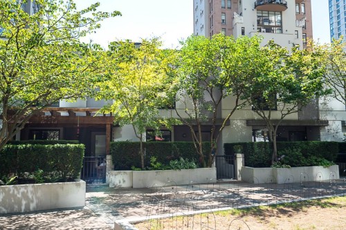 1261 Richards Street, Vancouver, BC - Outdoor