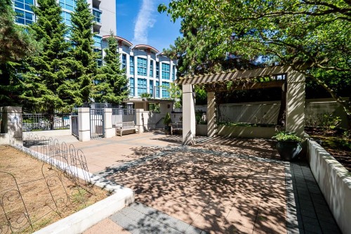 1261 Richards Street, Vancouver, BC - Outdoor