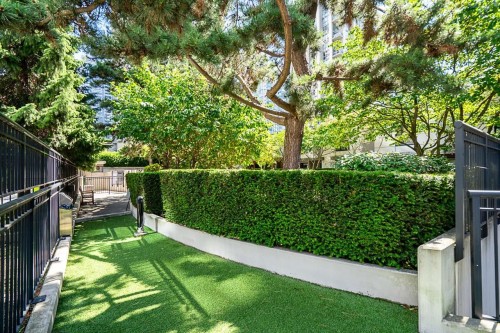 1261 Richards Street, Vancouver, BC - Outdoor