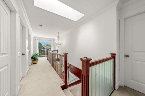 3557 47Th Avenue E, Vancouver, BC - Indoor Photo Showing Other Room