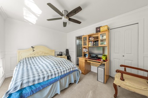 3557 47Th Avenue E, Vancouver, BC - Indoor Photo Showing Bedroom