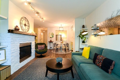 104-12639 No. 2 Road, Richmond, BC - Indoor Photo Showing Living Room With Fireplace