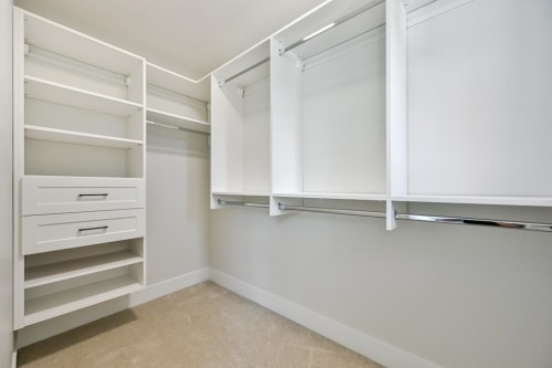 1527 Dayton Street, Coquitlam, BC - Indoor With Storage