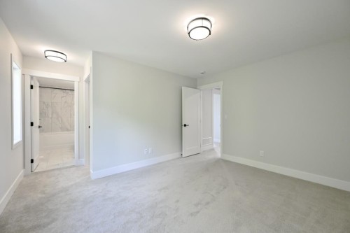 1527 Dayton Street, Coquitlam, BC - Indoor Photo Showing Other Room