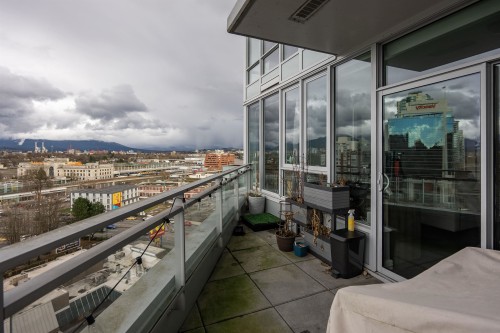 1509-1618 Quebec Street, Vancouver, BC - Outdoor With Balcony With View