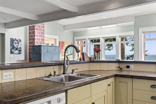 105 Island Park Drive, Galiano Island, BC - Indoor Photo Showing Kitchen With Double Sink