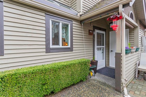 14-2736 Atlin Place, Coquitlam, BC - Outdoor