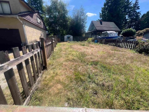 21584 122Nd Avenue, Maple Ridge, BC - Outdoor
