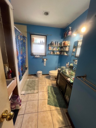 21584 122Nd Avenue, Maple Ridge, BC - Indoor Photo Showing Other Room