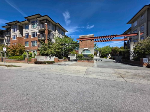 312-9299 Tomicki Avenue, Richmond, BC - Outdoor