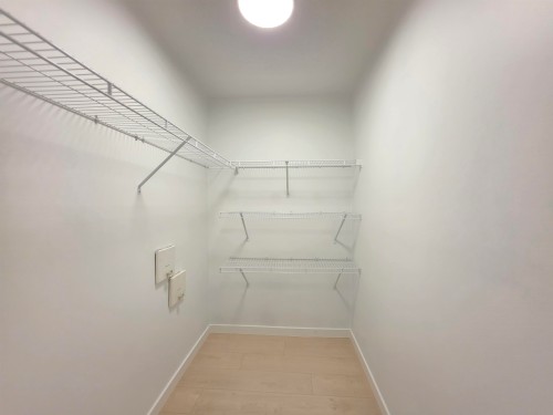 312-9299 Tomicki Avenue, Richmond, BC - Indoor With Storage