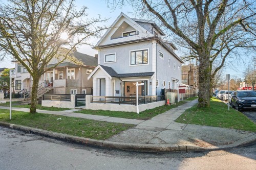 6307 Chester Street, Vancouver, BC - Outdoor With Facade