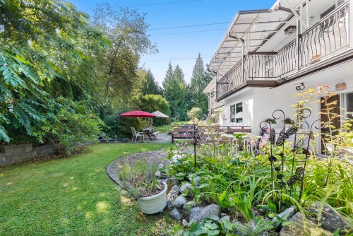 815 29Th Street E, North Vancouver, BC - Outdoor