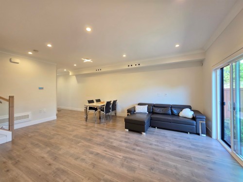 17-9680 Williams Road, Richmond, BC - Indoor