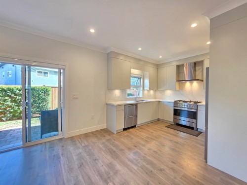 17-9680 Williams Road, Richmond, BC - Indoor Photo Showing Kitchen