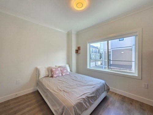 17-9680 Williams Road, Richmond, BC - Indoor Photo Showing Bedroom