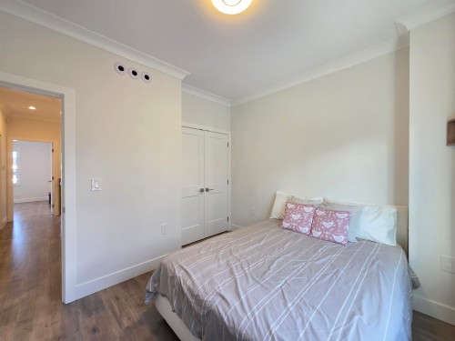17-9680 Williams Road, Richmond, BC - Indoor Photo Showing Bedroom