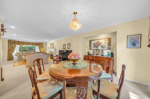 3898 Fromme Road, North Vancouver, BC - Indoor Photo Showing Dining Room
