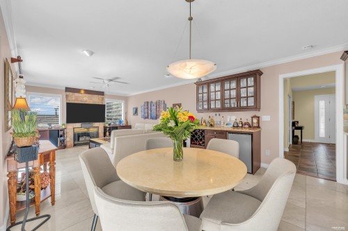 3898 Fromme Road, North Vancouver, BC - Indoor Photo Showing Dining Room With Fireplace
