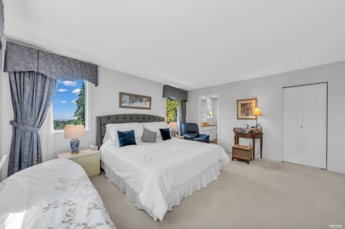 3898 Fromme Road, North Vancouver, BC - Indoor Photo Showing Bedroom