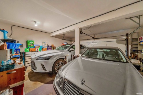 3898 Fromme Road, North Vancouver, BC - Indoor Photo Showing Garage