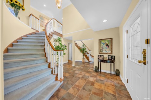 3898 Fromme Road, North Vancouver, BC - Indoor Photo Showing Other Room