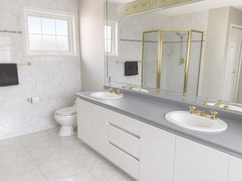 6051 Barnard Drive, Richmond, BC - Indoor Photo Showing Bathroom