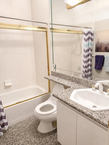 6051 Barnard Drive, Richmond, BC - Indoor Photo Showing Bathroom