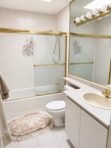 6051 Barnard Drive, Richmond, BC - Indoor Photo Showing Bathroom