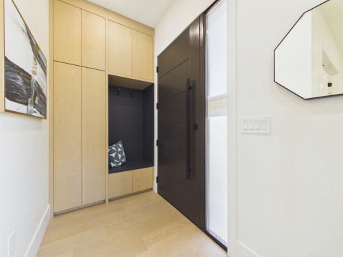 2-6512 Grant Street, Burnaby, BC - Indoor Photo Showing Other Room