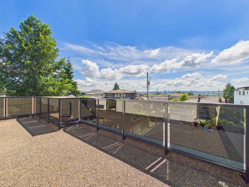 2-6512 Grant Street, Burnaby, BC - Outdoor