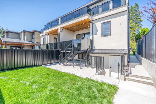 2-6512 Grant Street, Burnaby, BC - Outdoor