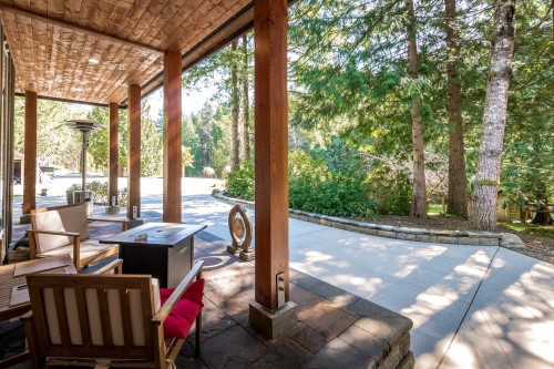 6979 Sechelt Inlet Road, Sechelt, BC - Outdoor