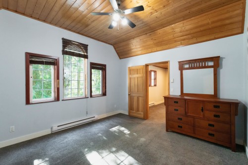 6979 Sechelt Inlet Road, Sechelt, BC - Indoor Photo Showing Other Room