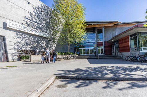 3529 Gladstone Street, Vancouver, BC - Outdoor
