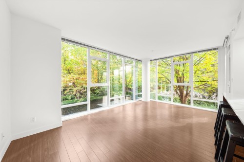 601-7371 Westminster Highway, Richmond, BC - Indoor