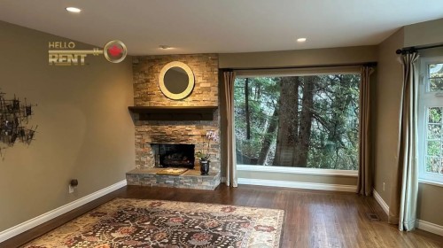 551 St Andrews Road, West Vancouver, BC - Indoor Photo Showing Living Room With Fireplace