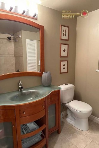 551 St Andrews Road, West Vancouver, BC - Indoor Photo Showing Bathroom