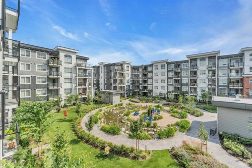 4413-2180 Kelly Avenue, Port Coquitlam, BC - Outdoor