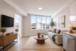 307-3050 Kingsway Vancouver, BC V5R 5J7