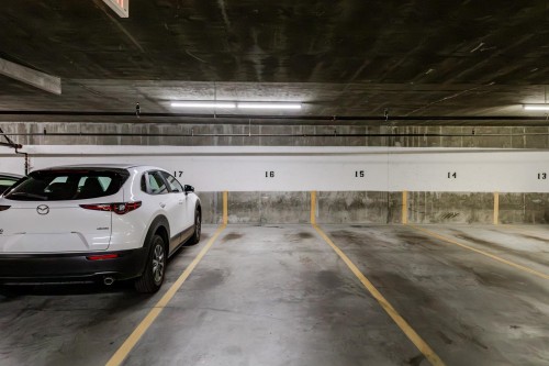 209-4885 Valley Drive, Vancouver, BC - Indoor Photo Showing Garage
